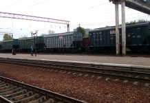 Вагони РЖД в центрі України (Кіровоградська обл).
